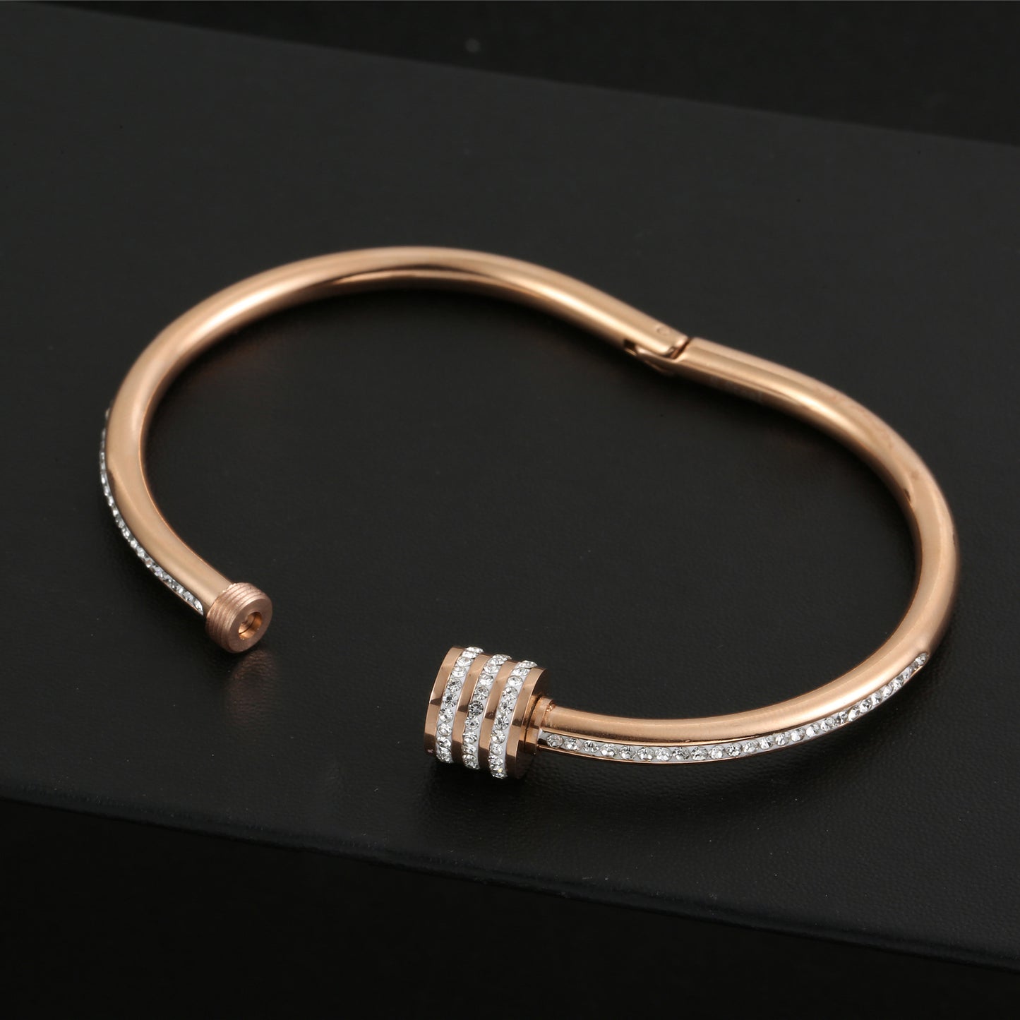 Velmera Diamond-Studded Titanium Steel Bracelet