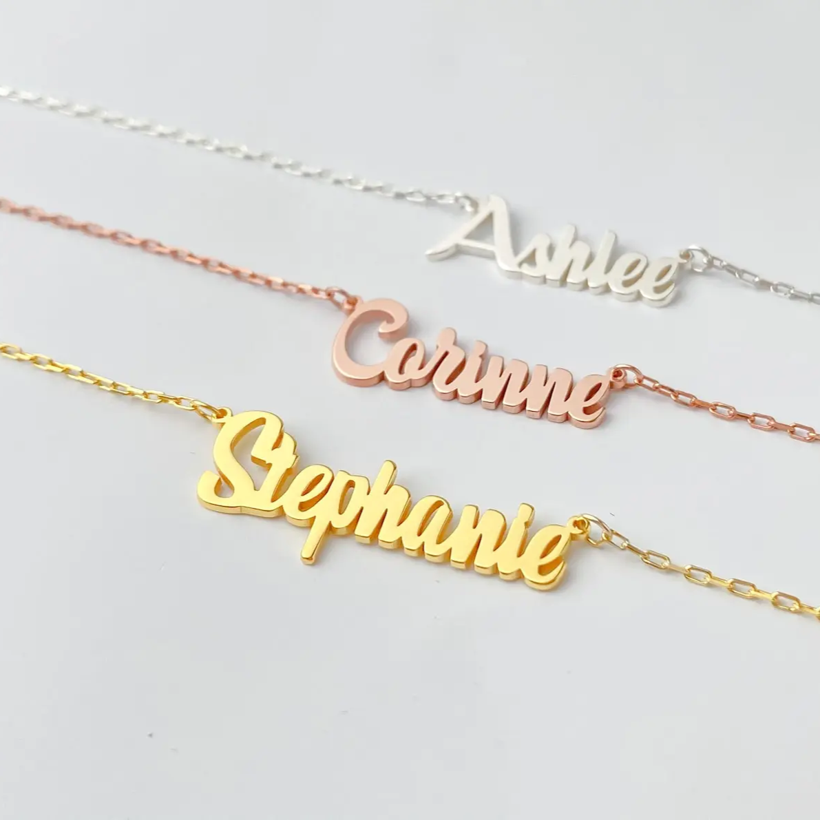 Velmera Personalized Name Necklace